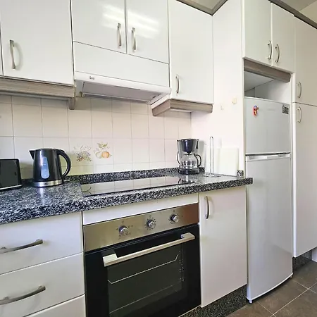 600 Metre Walk To The Beach, Riviera Del Sol Apartment